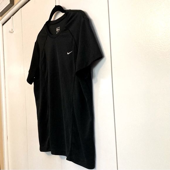 NIKE Performance Black Short Sleeve Crew Neck Tee Youth Large 16 18 - Picture 8 of 13